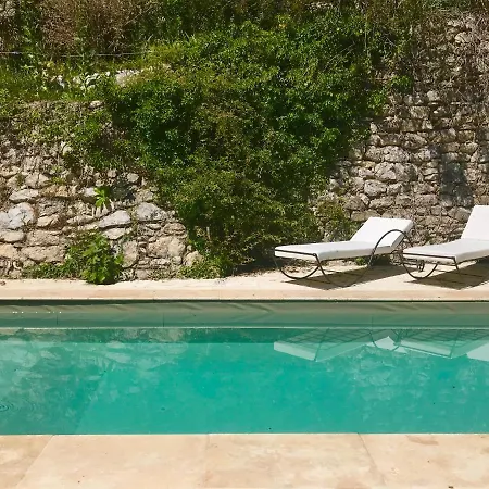 La Magnanerie D'audabiac Bed & Breakfast Lussan (Gard)
